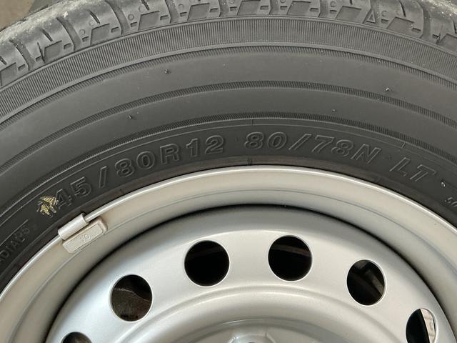ハイゼットカーゴＤＸ　雹害車両　ＣＶＴ　１オーナー　ＥＴＣ　コーナーセンサー雹害車両　１年保証　前後コーナーセンサー　ＣＶＴ車　ワンオーナー　ＥＴＣ　オートハイビーム　アイドリングストップ　キーレスエントリー　横滑り防止装置　ドアバイザー　ヘッドライトレベライザー　ラジオ（兵庫県）の中古車