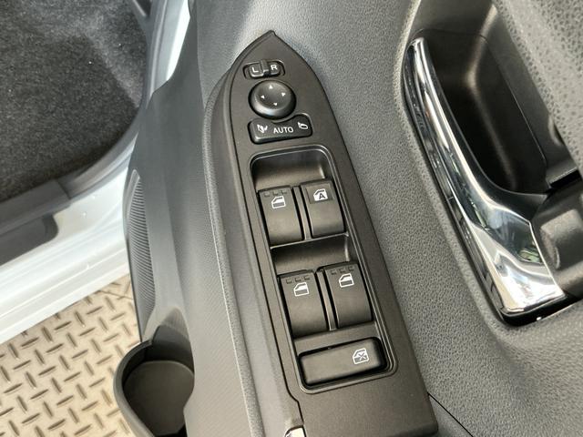 タントカスタムＲＳ　ターボ　両側電動スライドドア　コーナーセンサー走行無制限１年保証　両側電動スライドドア　前後コーナーセンサー　前席シートヒーター　オートハイビーム　ＬＥＤヘッドライト　オートブレーキホールド　プッシュスタート　１５インチ純正アルミホイール（兵庫県）の中古車