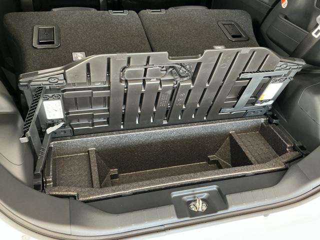 タントカスタムＲＳ　ターボ　両側電動スライドドア　コーナーセンサー走行無制限１年保証　両側電動スライドドア　前後コーナーセンサー　前席シートヒーター　オートハイビーム　ＬＥＤヘッドライト　オートブレーキホールド　プッシュスタート　１５インチ純正アルミホイール（兵庫県）の中古車