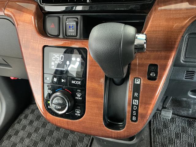 ムーヴカスタム XリミテッドII SAIII 1オーナー ナビTV1年保証 ワンオーナー ナビTV ETC パノラマモニター 運転席シートヒーター USB接続 Bluetooth オートハイビーム LEDヘッドライト 木目調パネル 14インチ純正アルミホイール(兵庫県)の中古車