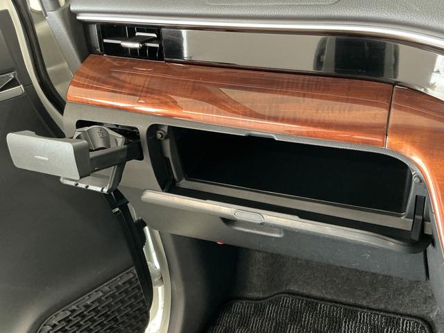 ムーヴカスタム XリミテッドII SAIII 1オーナー ナビTV1年保証 ワンオーナー ナビTV ETC パノラマモニター 運転席シートヒーター USB接続 Bluetooth オートハイビーム LEDヘッドライト 木目調パネル 14インチ純正アルミホイール(兵庫県)の中古車
