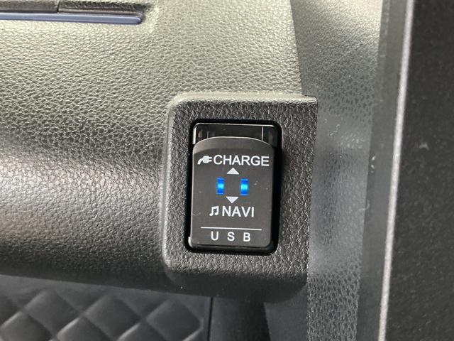 タントカスタムＸセレクション　ワンオーナー　ＢＳＭ　ナビ　ドラレコワンオーナー　ナビ　ＥＴＣ　バックカメラ　ドラレコ　ブラインドスポットモニター　両側電動スライドドア　前席シートヒーター　前後コーナーセンサー　Ｂｌｕｅｔｏｏｔｈ　ＵＳＢ　１４インチ純正アルミホイール（兵庫県）の中古車