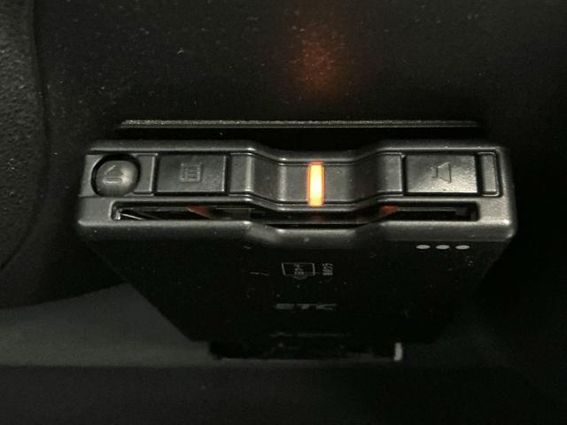 ハイゼットカーゴＤＸ　ＳＡIII　ワンオーナー　切替式４ＷＤ　ＥＴＣ　ラジオワンオーナー　切替式４ＷＤ　ラジオデッキ　ＥＴＣ　ＡＴ車　間仕切りカーテン　リアコーナーセンサー　オートハイビーム　ＬＥＤヘッドライト　フォグライト　ドアバイザー　横滑り防止装置　パワーウインドウ（兵庫県）の中古車