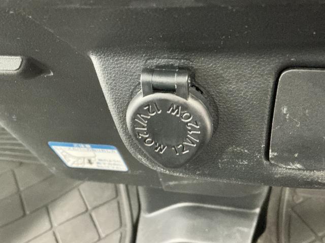 ハイゼットカーゴＤＸ　ＳＡIII　ワンオーナー　切替式４ＷＤ　ＥＴＣ　ラジオワンオーナー　切替式４ＷＤ　ラジオデッキ　ＥＴＣ　ＡＴ車　間仕切りカーテン　リアコーナーセンサー　オートハイビーム　ＬＥＤヘッドライト　フォグライト　ドアバイザー　横滑り防止装置　パワーウインドウ（兵庫県）の中古車