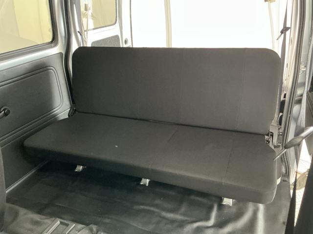 ハイゼットカーゴＤＸ　ＳＡIII　ワンオーナー　切替式４ＷＤ　ＥＴＣ　ラジオワンオーナー　切替式４ＷＤ　ラジオデッキ　ＥＴＣ　ＡＴ車　間仕切りカーテン　リアコーナーセンサー　オートハイビーム　ＬＥＤヘッドライト　フォグライト　ドアバイザー　横滑り防止装置　パワーウインドウ（兵庫県）の中古車