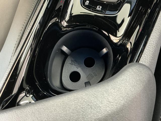 Ｃ−ＨＲＧ−Ｔ　モード　ネロ　セーフティプラス　４ＷＤ　ワンオーナー１年保証　４ＷＤ　ワンオーナー　モデリスタエアロ　ＥＴＣ２．０　９インチナビ　パノラミックモニター　前後ドラレコ　アダプティブクルーズコントロール　ブラインドスポットモニター　シートヒーター（兵庫県）の中古車