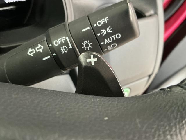 フィットハイブリッドＳ　ホンダセンシング　ＥＴＣ　バックカメラ　パドルシフト１年保証　衝突被害軽減ブレーキ　バックカメラ　ＥＴＣ　アダプティブクルーズコントロール　パドルシフト　ＣＤ　ＵＳＢ接続端子　ＬＥＤヘッドライト　アルミペダル　１６インチ純正アルミホイール（兵庫県）の中古車