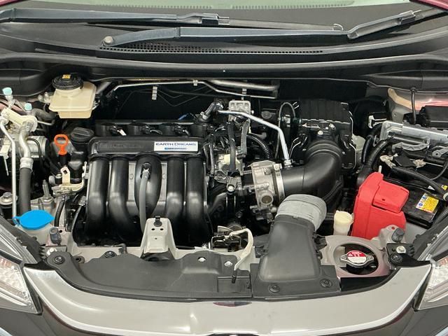 フィットハイブリッドＳ　ホンダセンシング　ＥＴＣ　バックカメラ　パドルシフト１年保証　衝突被害軽減ブレーキ　バックカメラ　ＥＴＣ　アダプティブクルーズコントロール　パドルシフト　ＣＤ　ＵＳＢ接続端子　ＬＥＤヘッドライト　アルミペダル　１６インチ純正アルミホイール（兵庫県）の中古車