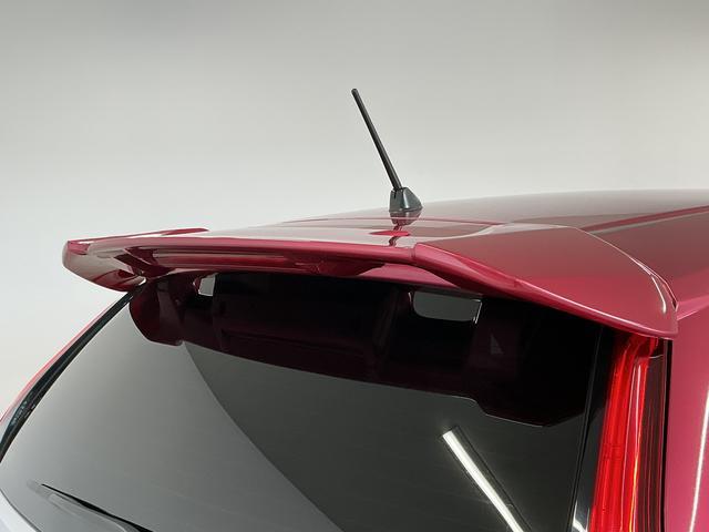 フィットハイブリッドＳ　ホンダセンシング　ＥＴＣ　バックカメラ　パドルシフト１年保証　衝突被害軽減ブレーキ　バックカメラ　ＥＴＣ　アダプティブクルーズコントロール　パドルシフト　ＣＤ　ＵＳＢ接続端子　ＬＥＤヘッドライト　アルミペダル　１６インチ純正アルミホイール（兵庫県）の中古車