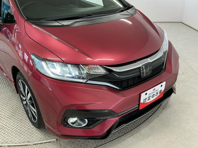 フィットハイブリッドＳ　ホンダセンシング　ＥＴＣ　バックカメラ　パドルシフト１年保証　衝突被害軽減ブレーキ　バックカメラ　ＥＴＣ　アダプティブクルーズコントロール　パドルシフト　ＣＤ　ＵＳＢ接続端子　ＬＥＤヘッドライト　アルミペダル　１６インチ純正アルミホイール（兵庫県）の中古車