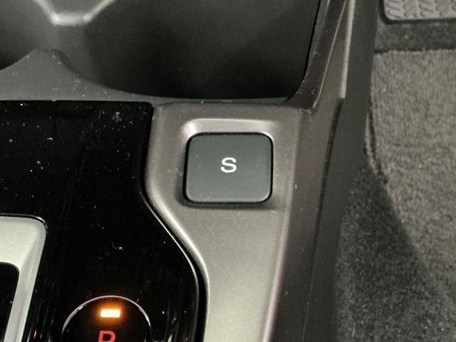 フィットハイブリッドＳ　ホンダセンシング　ＥＴＣ　バックカメラ　パドルシフト１年保証　衝突被害軽減ブレーキ　バックカメラ　ＥＴＣ　アダプティブクルーズコントロール　パドルシフト　ＣＤ　ＵＳＢ接続端子　ＬＥＤヘッドライト　アルミペダル　１６インチ純正アルミホイール（兵庫県）の中古車