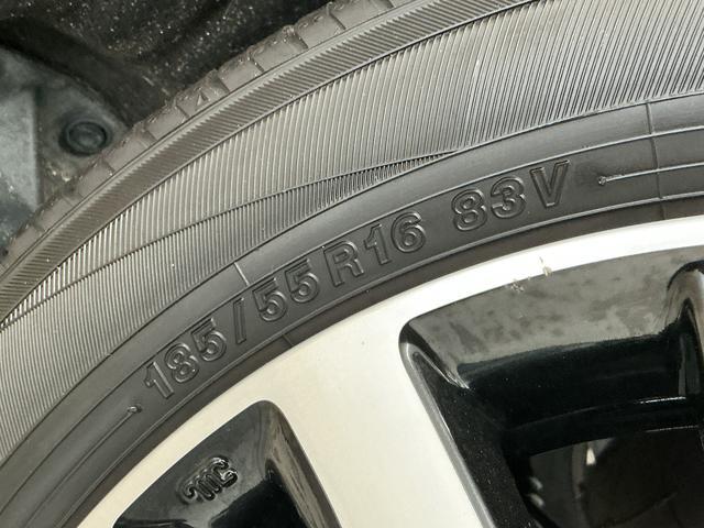 フィットハイブリッドＳ　ホンダセンシング　ＥＴＣ　バックカメラ　パドルシフト１年保証　衝突被害軽減ブレーキ　バックカメラ　ＥＴＣ　アダプティブクルーズコントロール　パドルシフト　ＣＤ　ＵＳＢ接続端子　ＬＥＤヘッドライト　アルミペダル　１６インチ純正アルミホイール（兵庫県）の中古車