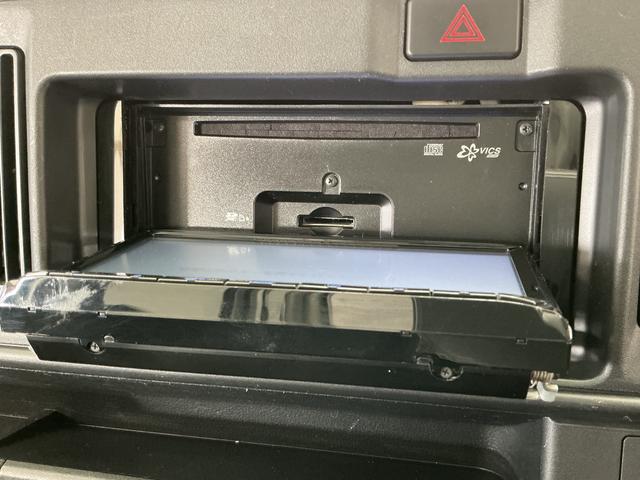 ハイゼットカーゴデラックスＳＡII　ナビ　バックカメラ　ＥＴＣ　ＵＳＢ接続ナビ　バックカメラ　ＥＴＣ　ＵＳＢ接続　リアコーナーセンサー　ＣＶＴ　ＤＶＤ　キーレスエントリー　ＬＥＤヘッドライト　オートハイビーム　ドアバイザー　横滑り防止装置　アイドリングストップ　オートライト（兵庫県）の中古車