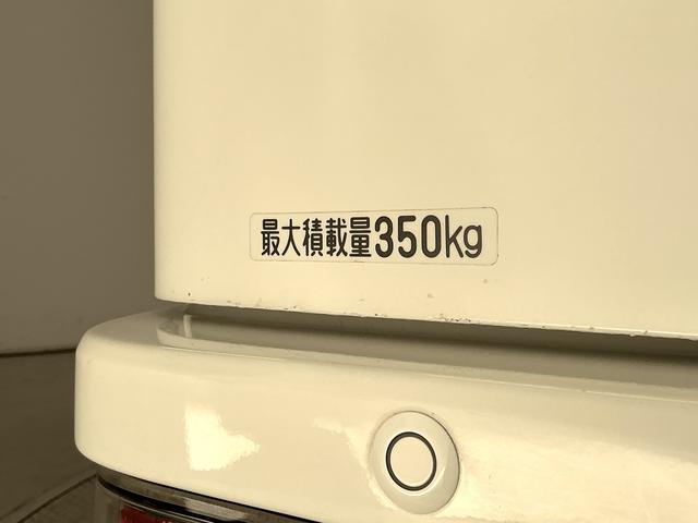 ハイゼットカーゴデラックスＳＡII　ナビ　バックカメラ　ＥＴＣ　ＵＳＢ接続ナビ　バックカメラ　ＥＴＣ　ＵＳＢ接続　リアコーナーセンサー　ＣＶＴ　ＤＶＤ　キーレスエントリー　ＬＥＤヘッドライト　オートハイビーム　ドアバイザー　横滑り防止装置　アイドリングストップ　オートライト（兵庫県）の中古車