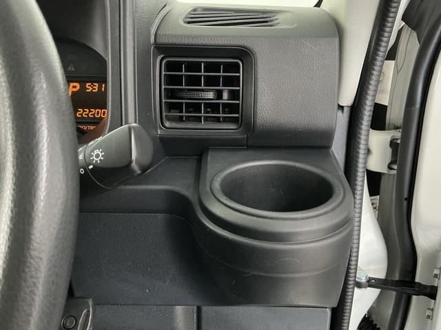 ハイゼットカーゴデラックスＳＡII　ナビ　バックカメラ　ＥＴＣ　ＵＳＢ接続ナビ　バックカメラ　ＥＴＣ　ＵＳＢ接続　リアコーナーセンサー　ＣＶＴ　ＤＶＤ　キーレスエントリー　ＬＥＤヘッドライト　オートハイビーム　ドアバイザー　横滑り防止装置　アイドリングストップ　オートライト（兵庫県）の中古車
