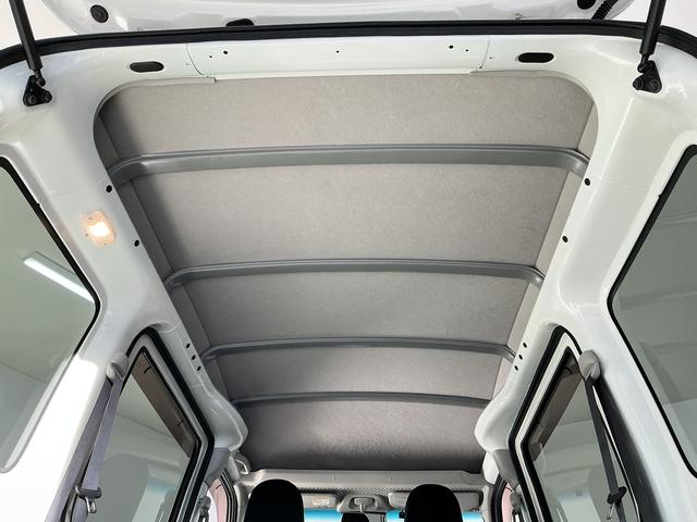 ハイゼットカーゴデラックスＳＡII　ナビ　バックカメラ　ＥＴＣ　ＵＳＢ接続ナビ　バックカメラ　ＥＴＣ　ＵＳＢ接続　リアコーナーセンサー　ＣＶＴ　ＤＶＤ　キーレスエントリー　ＬＥＤヘッドライト　オートハイビーム　ドアバイザー　横滑り防止装置　アイドリングストップ　オートライト（兵庫県）の中古車