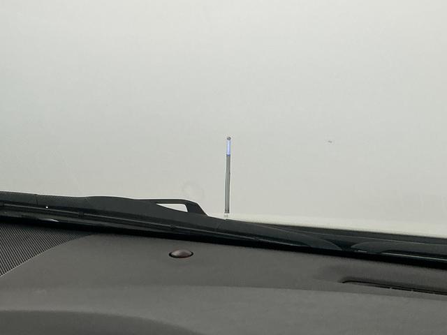 プリウスＳ　ＬＥＤエディション　禁煙　ワンオーナー　ナビＴＶ　ＥＴＣ１年保証　禁煙車　ワンオーナー　ナビＴＶ　ＥＴＣ　バックカメラ　コーナーポール　ＬＥＤヘッドライト　プッシュスタート　ヘッドライトウォッシャー　オートエアコン　ドアバイザー　１５インチアルミホイール（兵庫県）の中古車