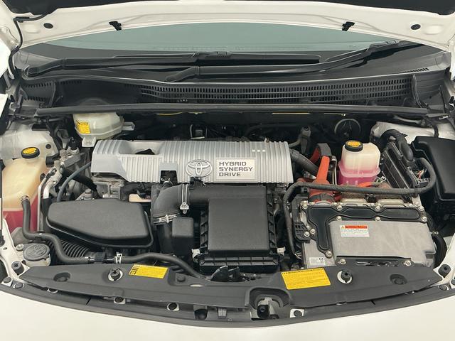 プリウスＳ　ＬＥＤエディション　禁煙　ワンオーナー　ナビＴＶ　ＥＴＣ１年保証　禁煙車　ワンオーナー　ナビＴＶ　ＥＴＣ　バックカメラ　コーナーポール　ＬＥＤヘッドライト　プッシュスタート　ヘッドライトウォッシャー　オートエアコン　ドアバイザー　１５インチアルミホイール（兵庫県）の中古車