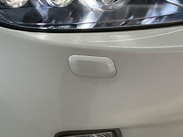 プリウスＳ　ＬＥＤエディション　禁煙　ワンオーナー　ナビＴＶ　ＥＴＣ１年保証　禁煙車　ワンオーナー　ナビＴＶ　ＥＴＣ　バックカメラ　コーナーポール　ＬＥＤヘッドライト　プッシュスタート　ヘッドライトウォッシャー　オートエアコン　ドアバイザー　１５インチアルミホイール（兵庫県）の中古車
