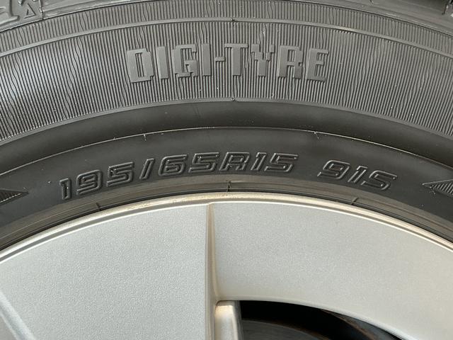 プリウスＳ　ＬＥＤエディション　禁煙　ワンオーナー　ナビＴＶ　ＥＴＣ１年保証　禁煙車　ワンオーナー　ナビＴＶ　ＥＴＣ　バックカメラ　コーナーポール　ＬＥＤヘッドライト　プッシュスタート　ヘッドライトウォッシャー　オートエアコン　ドアバイザー　１５インチアルミホイール（兵庫県）の中古車