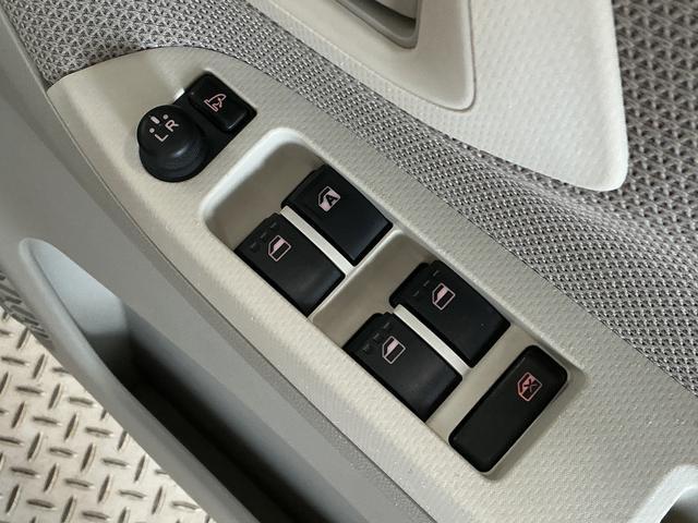 ムーヴＬ　ＳＡ　ナビＴＶ　バックカメラ　キーレスエントリー走行無制限１年保証　キーレス　ナビＴＶ　バックカメラ　ＵＳＢ接続　アイドリングストップ　横滑り防止装置　ドアバイザー　ヘッドライトレベライザー　電動格納ミラー　ベンチシート　１４インチアルミホイール（兵庫県）の中古車