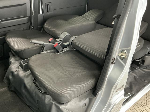 ハイゼットカーゴＤＸ　ＣＶＴ　雹害車両　ワンオーナー　前後コーナーセンサー雹害車両　１年保証　前後コーナーセンサー　ＣＶＴ車　ワンオーナー　オートハイビーム　アイドリングストップ　キーレスエントリー　横滑り防止装置　オートライト　ドアバイザー　ヘッドライトレベライザー（兵庫県）の中古車