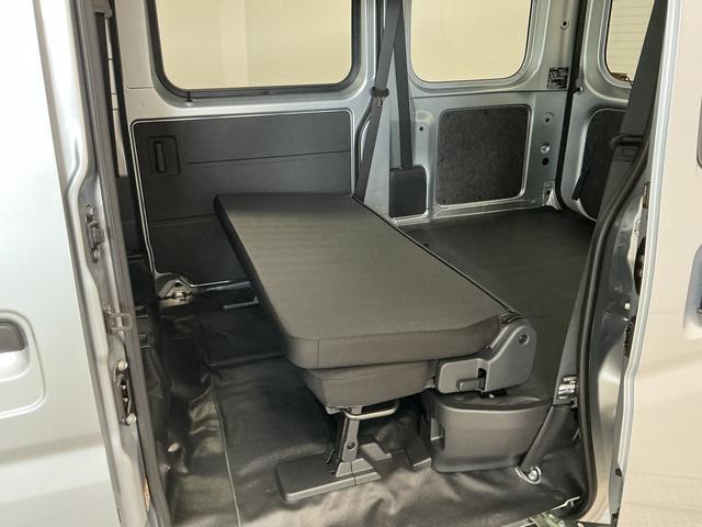 ハイゼットカーゴＤＸ　ＣＶＴ　雹害車両　ワンオーナー　前後コーナーセンサー雹害車両　１年保証　前後コーナーセンサー　ＣＶＴ車　ワンオーナー　オートハイビーム　アイドリングストップ　キーレスエントリー　横滑り防止装置　オートライト　ドアバイザー　ヘッドライトレベライザー（兵庫県）の中古車