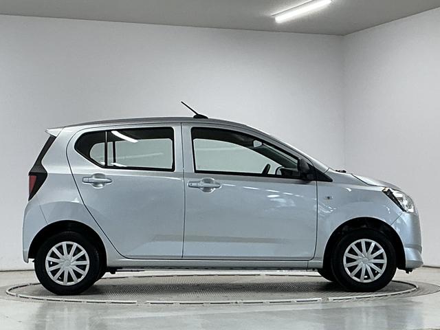 ミライースＬ　ＳＡIII　４ＷＤ　雹害車両　前後コーナーセンサー雹害車両　１年保証　前後コーナーセンサー　４ＷＤ　オートハイビーム　アイドリングストップ　キーレスエントリー　横滑り防止装置　ヘッドライトレベライザー　アクセサリーソケット　マニュアルエアコン（兵庫県）の中古車