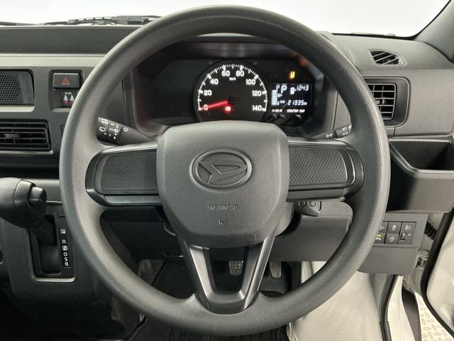 ハイゼットカーゴＤＸ　雹害車両　ＣＶＴ　１オーナー　ＥＴＣ　間仕切りカーテン雹害車両　１年保証　前後コーナーセンサー　ＣＶＴ車　ワンオーナー　ＥＴＣ　オートハイビーム　アイドリングストップ　キーレスエントリー　横滑り防止装置　ドアバイザー　間仕切りカーテン　両側スライドドア（兵庫県）の中古車