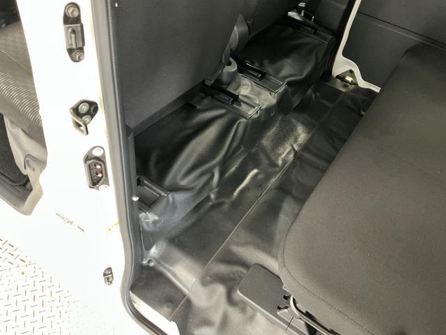 ハイゼットカーゴＤＸ　雹害車両　ＣＶＴ　１オーナー　ＥＴＣ　間仕切りカーテン雹害車両　１年保証　前後コーナーセンサー　ＣＶＴ車　ワンオーナー　ＥＴＣ　オートハイビーム　アイドリングストップ　キーレスエントリー　横滑り防止装置　ドアバイザー　間仕切りカーテン　両側スライドドア（兵庫県）の中古車
