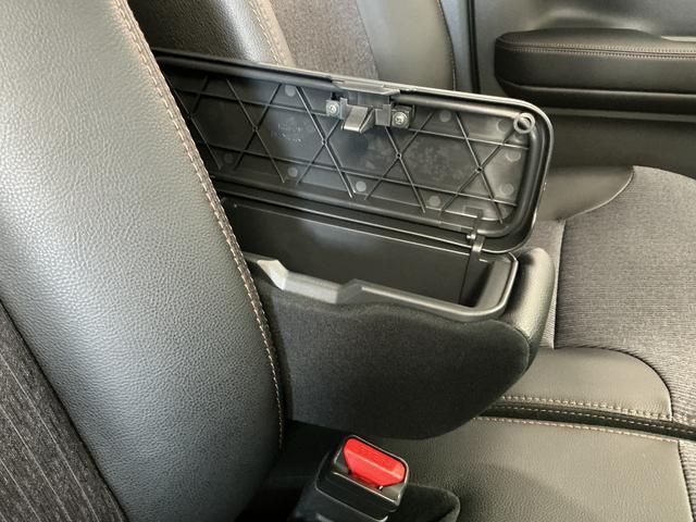 ムーヴＲＳ　ターボ　４ＷＤ　１０インチナビ　前後ドラレコ　クルコン１年保証　１０インチナビ　前後ドラレコ　４ＷＤ　パノラマモニター　室内カメラ　アダプティブクルーズコントロール　両側電動スライド　コーナーセンサー　ノーブルシックスタイル　１５インチ純正アルミホイール（兵庫県）の中古車