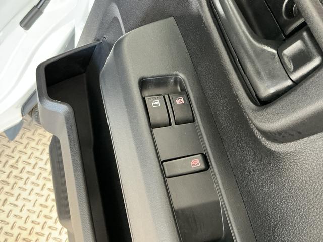 ハイゼットカーゴＤＸ　雹害車両　ＣＶＴ　１オーナー　ＥＴＣ　コーナーセンサー雹害車両　１年保証　前後コーナーセンサー　ＣＶＴ車　ワンオーナー　ＥＴＣ　オートハイビーム　アイドリングストップ　キーレスエントリー　横滑り防止装置　ドアバイザー　ヘッドライトレベライザー　ラジオ（兵庫県）の中古車