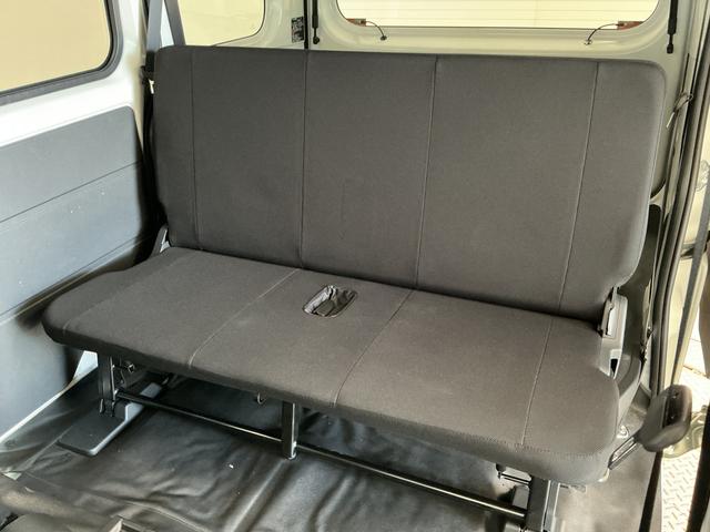 ハイゼットカーゴＤＸ　雹害車両　ＣＶＴ　１オーナー　ＥＴＣ　コーナーセンサー雹害車両　１年保証　前後コーナーセンサー　ＣＶＴ車　ワンオーナー　ＥＴＣ　オートハイビーム　アイドリングストップ　キーレスエントリー　横滑り防止装置　ドアバイザー　ヘッドライトレベライザー　ラジオ（兵庫県）の中古車