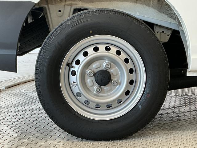 ハイゼットカーゴＤＸ　雹害車両　ＣＶＴ　１オーナー　ＥＴＣ　コーナーセンサー雹害車両　１年保証　前後コーナーセンサー　ＣＶＴ車　ワンオーナー　ＥＴＣ　オートハイビーム　アイドリングストップ　キーレスエントリー　横滑り防止装置　ドアバイザー　ヘッドライトレベライザー　ラジオ（兵庫県）の中古車