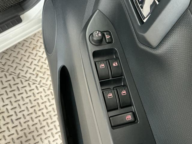 ミライースＸ　ＳＡIII　ワンオーナー　雹害車両　前後コーナーセンサー走行無制限１年保証　前後コーナーセンサー　ワンオーナー　雹害車両　ＬＥＤヘッドライト　電動格納ドアミラー　オートハイビーム　横滑り防止装置　オートライト　アイドリングストップ　キーレスエントリー（兵庫県）の中古車