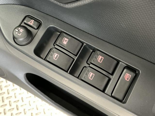ミライースＸ　ＳＡIII　雹害車両　前後コーナーセンサー　キーレス雹害車両　１年保証　前後コーナーセンサー　オートハイビーム　ＬＥＤヘッドライト　アイドリングストップ　キーレスエントリー　横滑り防止装置　ヘッドライトレベライザー　電動格納ドアミラー　スマートアシスト（兵庫県）の中古車