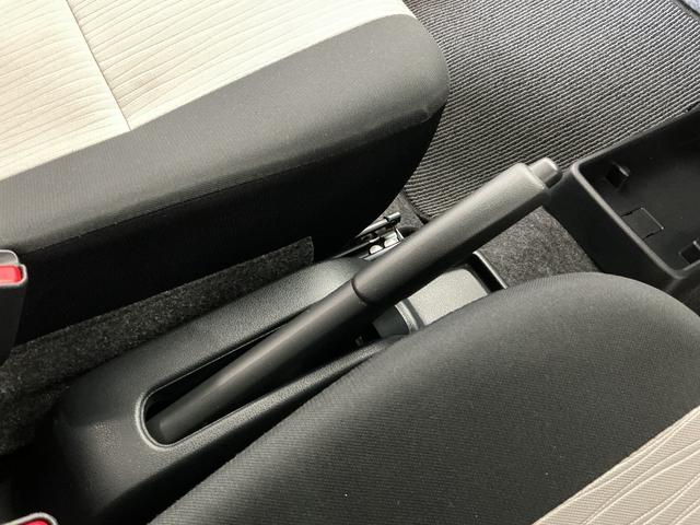 ミライースＸ　ＳＡIII　雹害車両　前後コーナーセンサー　キーレス雹害車両　１年保証　前後コーナーセンサー　オートハイビーム　ＬＥＤヘッドライト　アイドリングストップ　キーレスエントリー　横滑り防止装置　ヘッドライトレベライザー　電動格納ドアミラー　スマートアシスト（兵庫県）の中古車