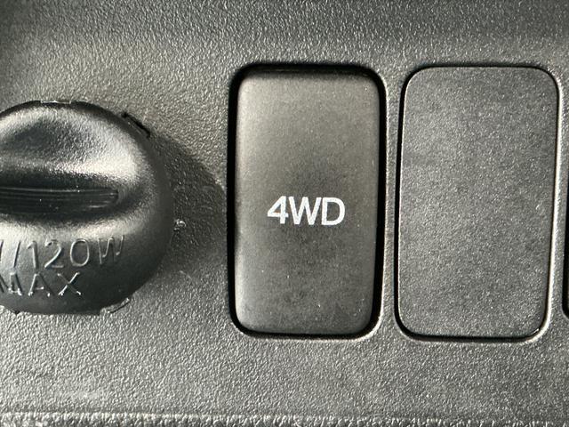 ハイゼットトラックスタンダードＳＡIIIｔ　４ＷＤ　５ＭＴ　ＥＴＣ　３方開走行無制限１年保証　４ＷＤ　バックソナー　ＭＴ車　ＥＴＣ　３方開　ゲートプロテクター　ＬＥＤヘッドライト　横滑り防止装置　オートライト　アクセサリーソケット　ラジオ　ラバーフロアマット（兵庫県）の中古車