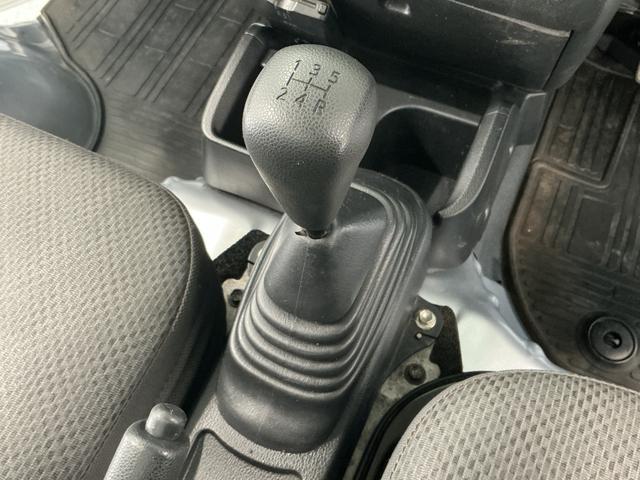 ハイゼットトラックスタンダードＳＡIIIｔ　４ＷＤ　５ＭＴ　ＥＴＣ　３方開走行無制限１年保証　４ＷＤ　バックソナー　ＭＴ車　ＥＴＣ　３方開　ゲートプロテクター　ＬＥＤヘッドライト　横滑り防止装置　オートライト　アクセサリーソケット　ラジオ　ラバーフロアマット（兵庫県）の中古車