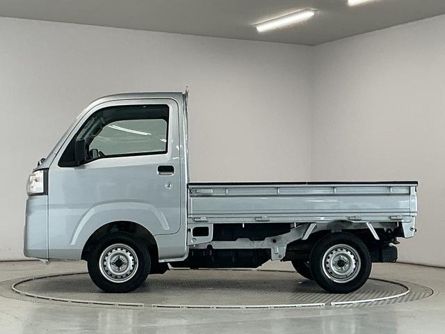 ハイゼットトラックスタンダードＳＡIIIｔ　４ＷＤ　５ＭＴ　ＥＴＣ　３方開走行無制限１年保証　４ＷＤ　バックソナー　ＭＴ車　ＥＴＣ　３方開　ゲートプロテクター　ＬＥＤヘッドライト　横滑り防止装置　オートライト　アクセサリーソケット　ラジオ　ラバーフロアマット（兵庫県）の中古車