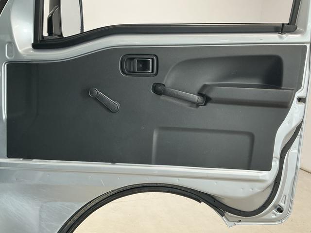 ハイゼットトラックスタンダードＳＡIIIｔ　４ＷＤ　５ＭＴ　ＥＴＣ　３方開走行無制限１年保証　４ＷＤ　バックソナー　ＭＴ車　ＥＴＣ　３方開　ゲートプロテクター　ＬＥＤヘッドライト　横滑り防止装置　オートライト　アクセサリーソケット　ラジオ　ラバーフロアマット（兵庫県）の中古車