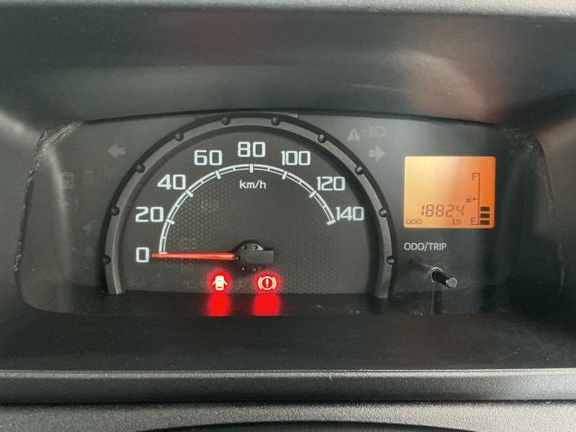 ハイゼットトラックスタンダードＳＡIIIｔ　４ＷＤ　５ＭＴ　ＥＴＣ　３方開走行無制限１年保証　４ＷＤ　バックソナー　ＭＴ車　ＥＴＣ　３方開　ゲートプロテクター　ＬＥＤヘッドライト　横滑り防止装置　オートライト　アクセサリーソケット　ラジオ　ラバーフロアマット（兵庫県）の中古車