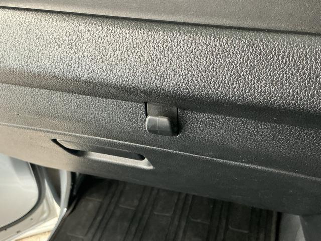 ハイゼットトラックスタンダードＳＡIIIｔ　４ＷＤ　５ＭＴ　ＥＴＣ　３方開走行無制限１年保証　４ＷＤ　バックソナー　ＭＴ車　ＥＴＣ　３方開　ゲートプロテクター　ＬＥＤヘッドライト　横滑り防止装置　オートライト　アクセサリーソケット　ラジオ　ラバーフロアマット（兵庫県）の中古車