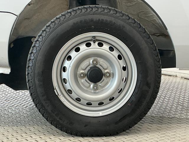 ハイゼットトラックスタンダードＳＡIIIｔ　４ＷＤ　５ＭＴ　ＥＴＣ　３方開走行無制限１年保証　４ＷＤ　バックソナー　ＭＴ車　ＥＴＣ　３方開　ゲートプロテクター　ＬＥＤヘッドライト　横滑り防止装置　オートライト　アクセサリーソケット　ラジオ　ラバーフロアマット（兵庫県）の中古車