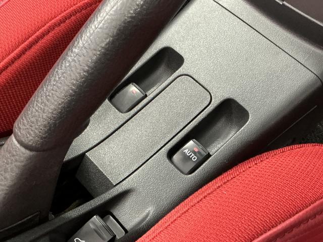コペンセロ　ターボ　禁煙　ワンオーナー　ＣＶＴ車　ＣＤ　ＥＴＣ走行無制限１年保証　禁煙車　ワンオーナー　ＣＶＴ　ＣＤオーディオ　ＥＴＣ　ＵＳＢ接続　シートヒーター　ＬＥＤヘッドライト　プッシュスタート　横滑り防止装置　オートエアコン　１６インチ純正アルミホイール（兵庫県）の中古車