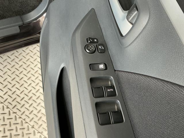 ワゴンＲＦＸリミテッド　禁煙　ワンオーナー　ナビＴＶ　バックカメラ１年保証　禁煙車　ワンオーナー　ナビＴＶ　ＥＴＣ　バックカメラ　衝突軽減ブレーキ　運転席シートヒーター　ＵＳＢ接続　Ｂｌｕｅｔｏｏｔｈ　アイドリングストップ　プッシュスタート　１４インチアルミホイール（兵庫県）の中古車
