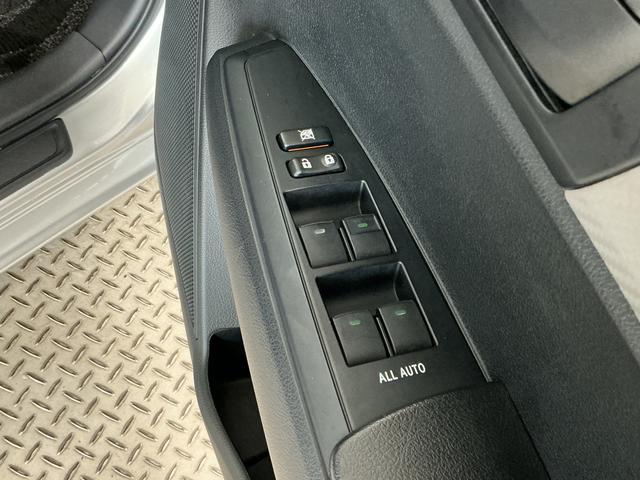 カローラアクシオハイブリッド 禁煙 ナビTV ETC バックカメラ キーレス1年保証 禁煙車 ナビTV バックカメラ ETC Bluetooth キーレスエントリー 横滑り防止装置 ナノイー搭載オートエアコン ドアバイザー ヘッドライトレベライザー 電動格納ドアミラー(兵庫県)の中古車