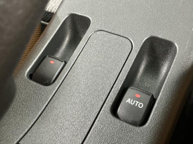 コペンセロ　ターボ　ＣＶＴ　ナビ　ドラレコ　ＥＴＣ　バックカメラ１年保証　ナビＴＶ　ＥＴＣ　バックカメラ　ＣＶＴ車　ドラレコ　シートヒーター　Ｂｌｕｅｔｏｏｔｈ　ＬＥＤヘッドライト　プッシュスタート　横滑り防止装置　オートエアコン　１６インチ純正アルミホイール（兵庫県）の中古車