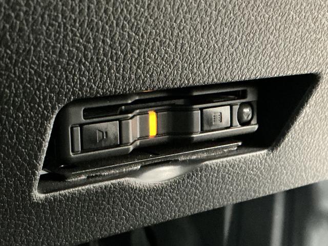 ハイゼットカーゴＤＸ　雹害車両　４ＷＤ　ＣＶＴ　ワンオーナー　ＥＴＣ　ラジオ雹害車両　１年保証　前後コーナーセンサー　４ＷＤ　ＣＶＴ車　ワンオーナー　ＥＴＣ　オートハイビーム　アイドリングストップ　キーレスエントリー　横滑り防止装置　ドアバイザー　ヘッドライトレベライザー（兵庫県）の中古車