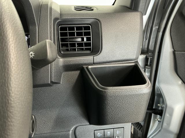 ハイゼットカーゴＤＸ　雹害車両　４ＷＤ　ＣＶＴ　ワンオーナー　ＥＴＣ　ラジオ雹害車両　１年保証　前後コーナーセンサー　４ＷＤ　ＣＶＴ車　ワンオーナー　ＥＴＣ　オートハイビーム　アイドリングストップ　キーレスエントリー　横滑り防止装置　ドアバイザー　ヘッドライトレベライザー（兵庫県）の中古車